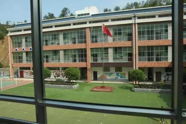 延綿大愛(ài)五百公里，廣東博皓實(shí)鷹隊(duì)情牽江西上猶縣特殊教育學(xué)校-2