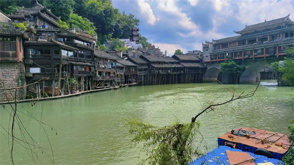 “湘”約鳳凰，相守未來——2022博皓快樂湖南行    -22