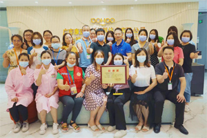 捐獻(xiàn)青春熱血，彩繪人生畫卷